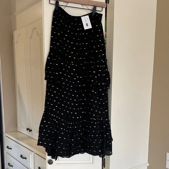 Astr the Label Nix Crop top and Skirt Set - Picture 4 of 8